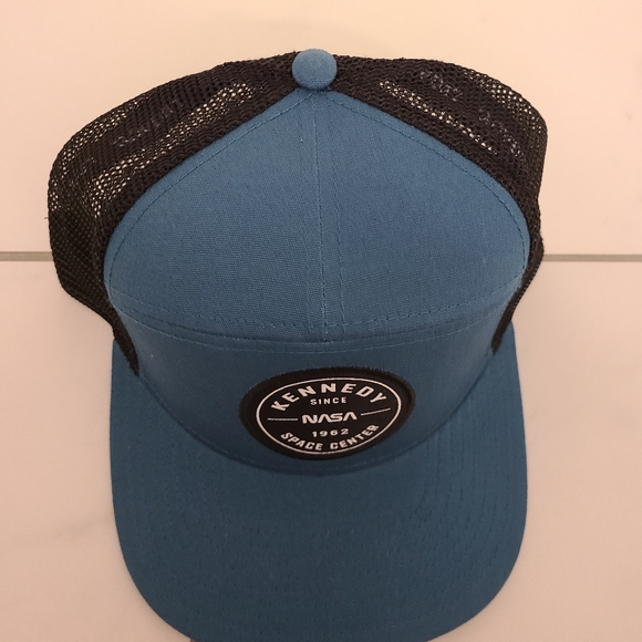 NASA Kennedy Space Center Hat - Picture 2 of 8